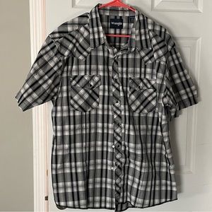 Wrangler pearl snap